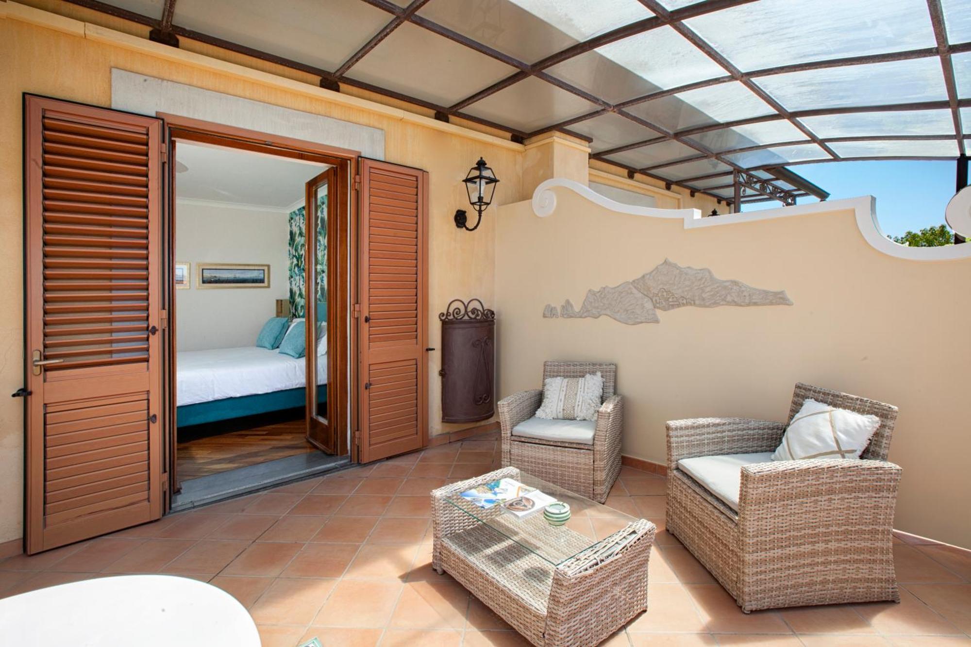 Resort Ravenna Massa Lubrense Extérieur photo